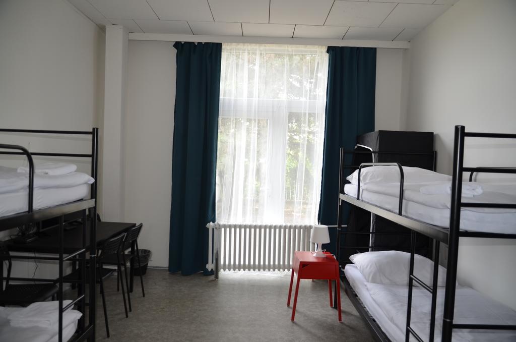 Modřice City Hostel Brno מראה חיצוני תמונה
